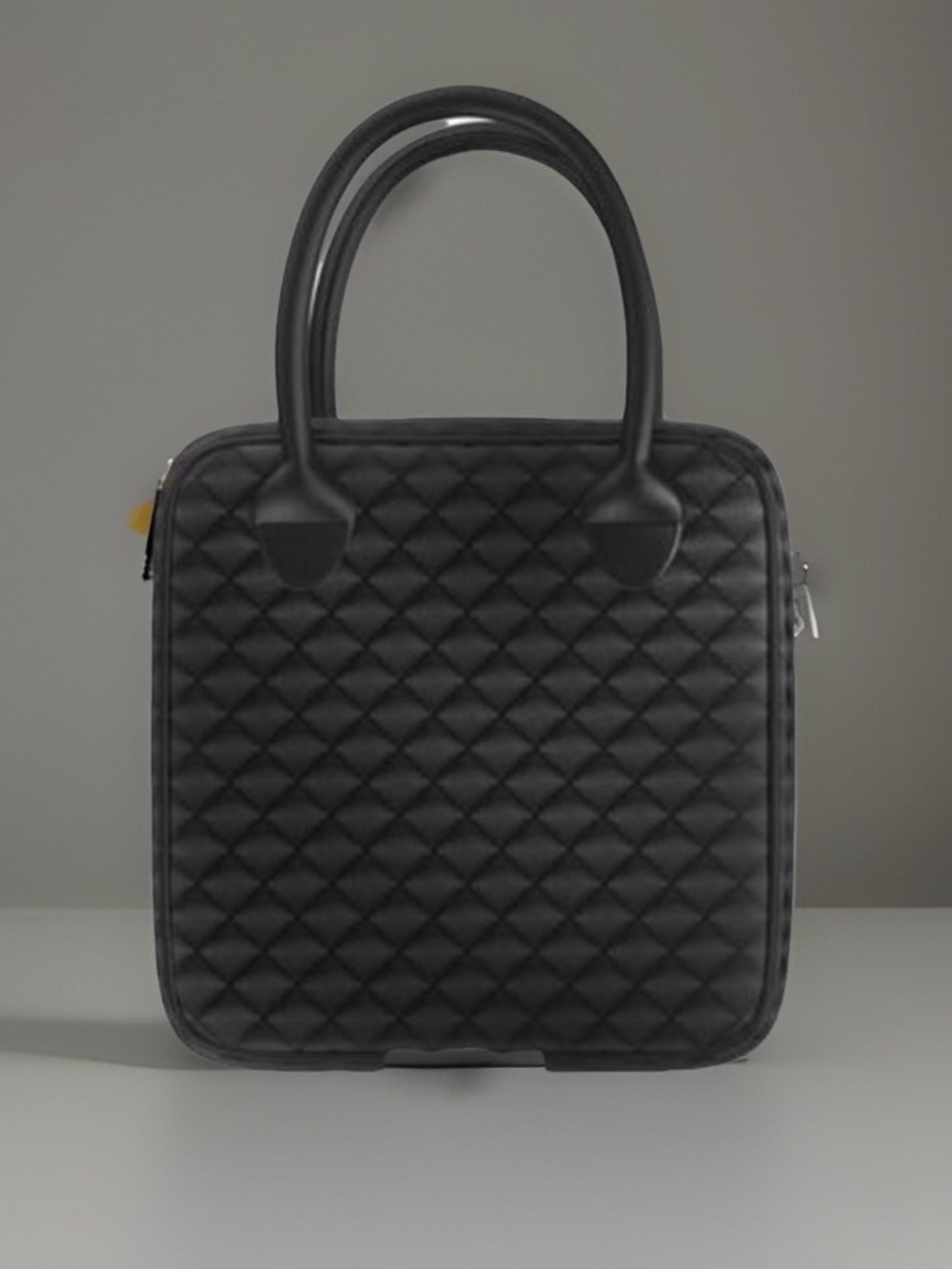 Women’s-Men’s Black Quilted Travel Bag-Toiletries, Hair Dryer Ect. 🌿🆕🌿
